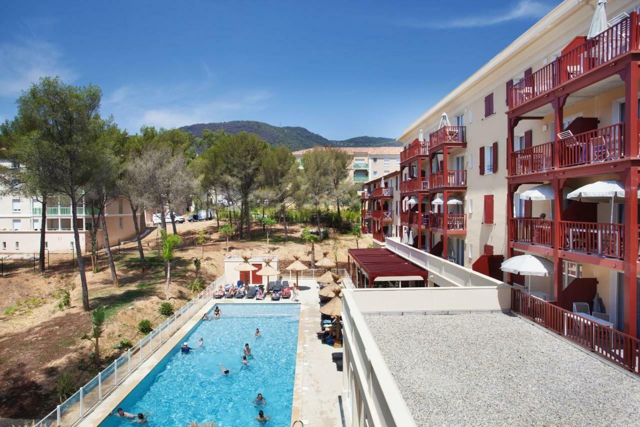 Residence Prestige Odalys Les Canissons Cavalaire-sur-Mer Bagian luar foto