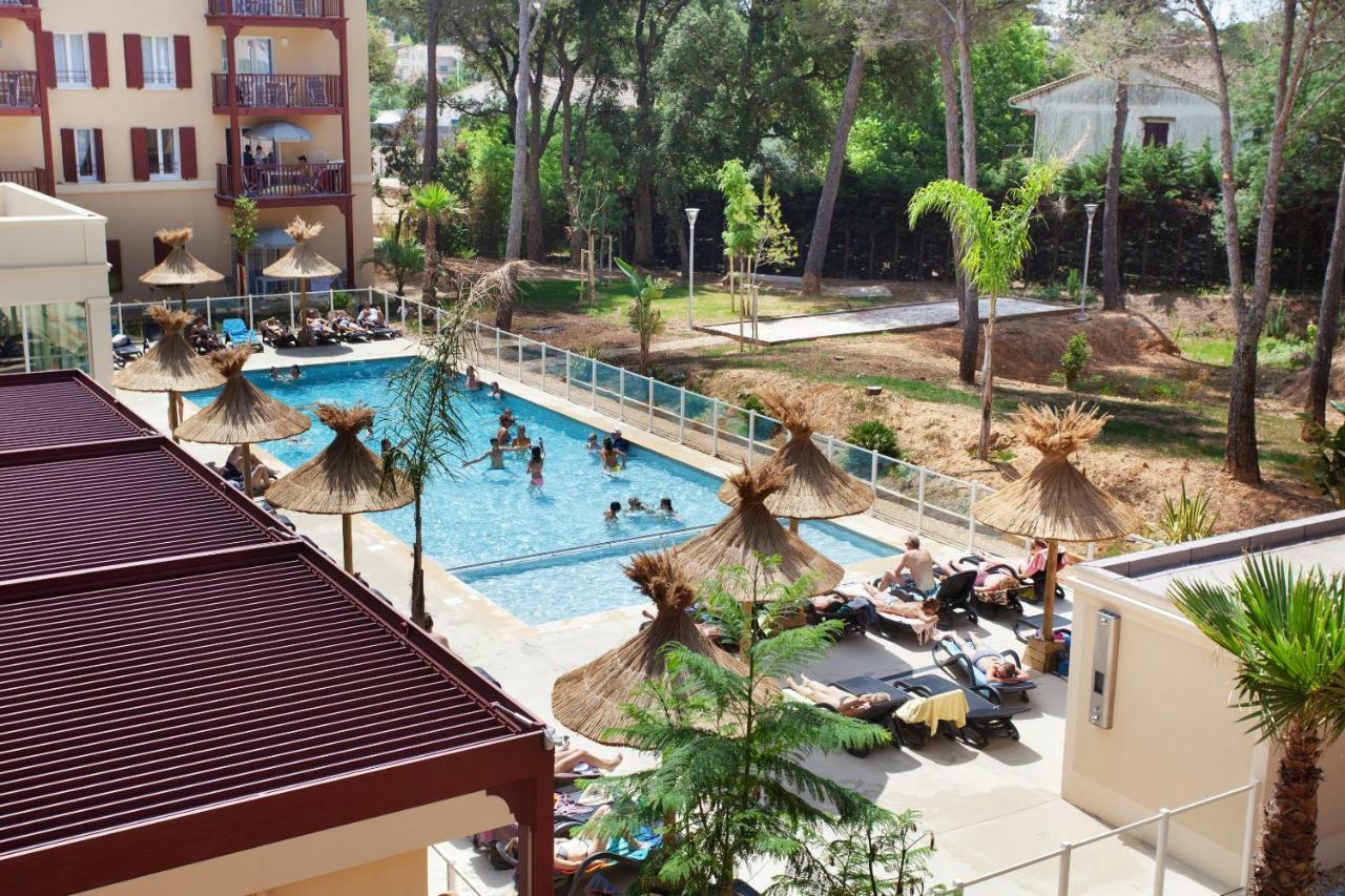 Residence Prestige Odalys Les Canissons Cavalaire-sur-Mer Bagian luar foto