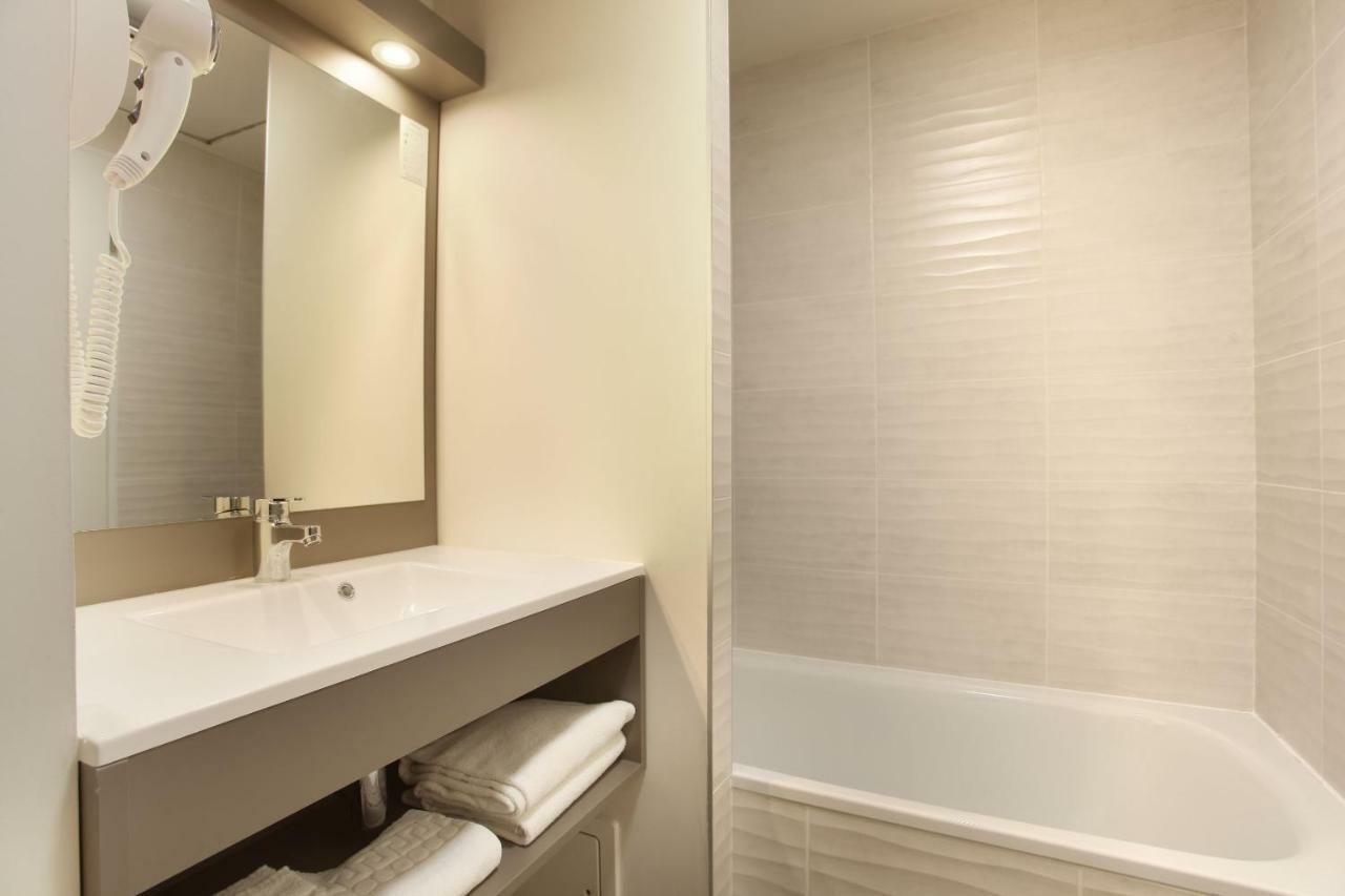 Residence Prestige Odalys Les Canissons Cavalaire-sur-Mer Bagian luar foto